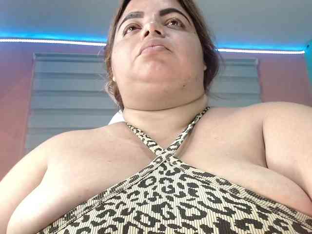 lexxy-bbw webcam