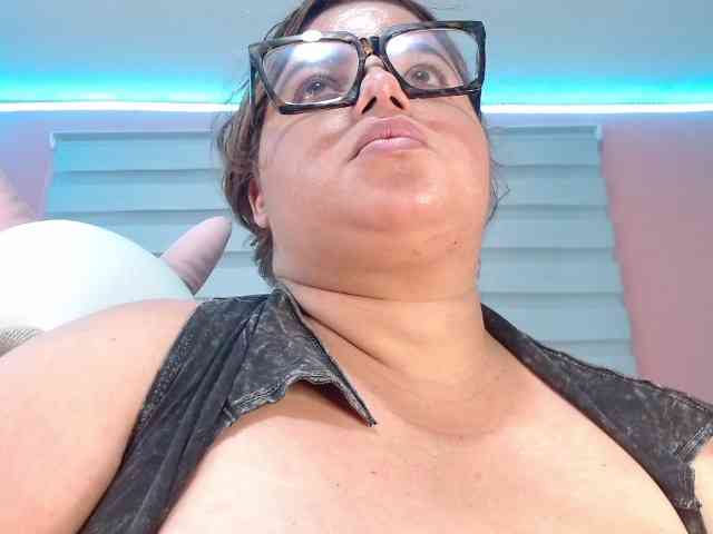 lexxy-bbw webcam