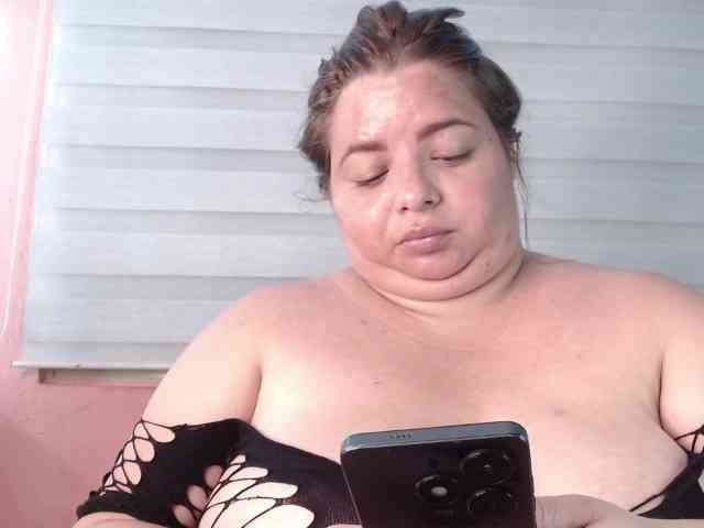 lexxy-bbw webcam