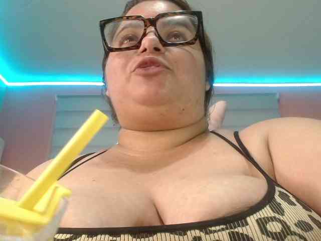 lexxy-bbw webcam