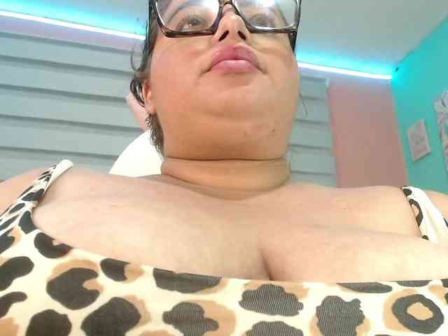 lexxy-bbw webcam