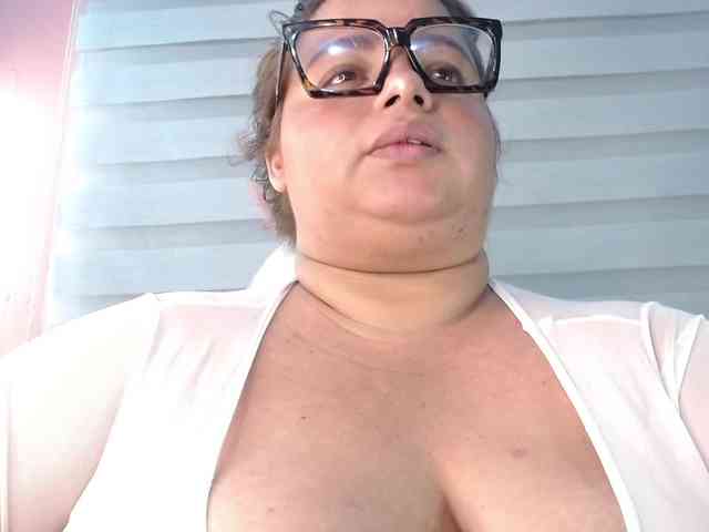 lexxy-bbw webcam