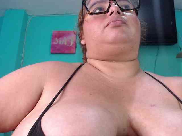 lexxy-bbw webcam