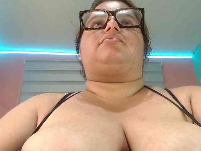 lexxy-bbw webcam
