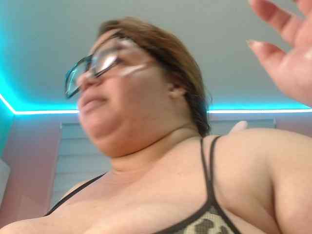 lexxy-bbw webcam