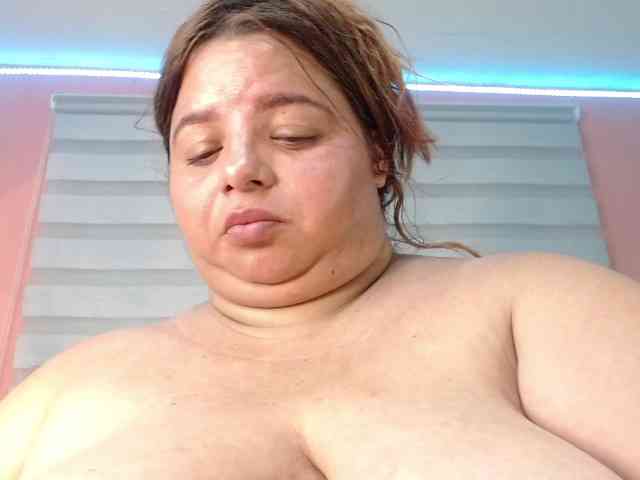lexxy-bbw webcam