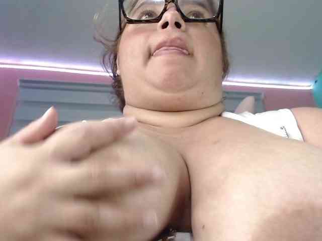 lexxy-bbw webcam