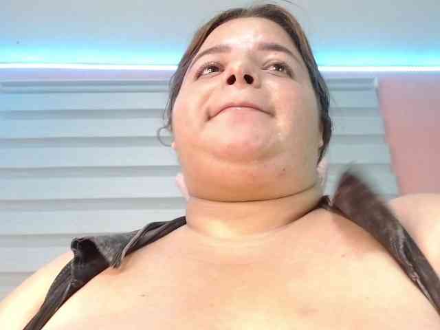 Modèle: lexxy-bbw