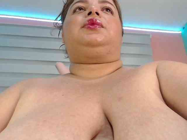 lexxy-bbw webcam