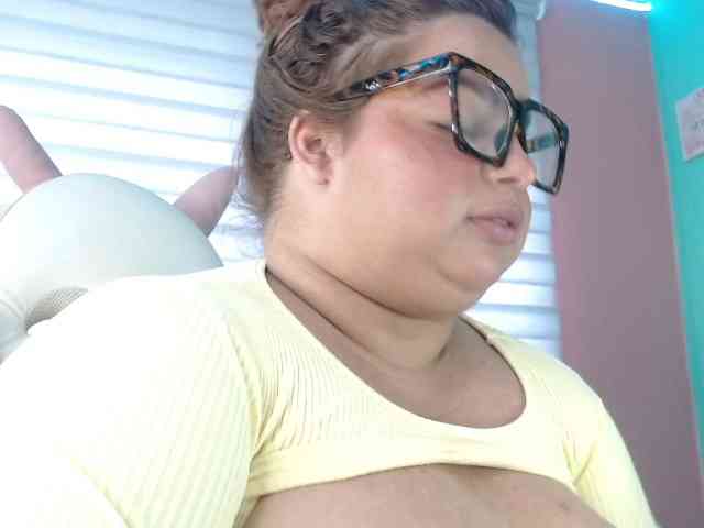 lexxy-bbw webcam