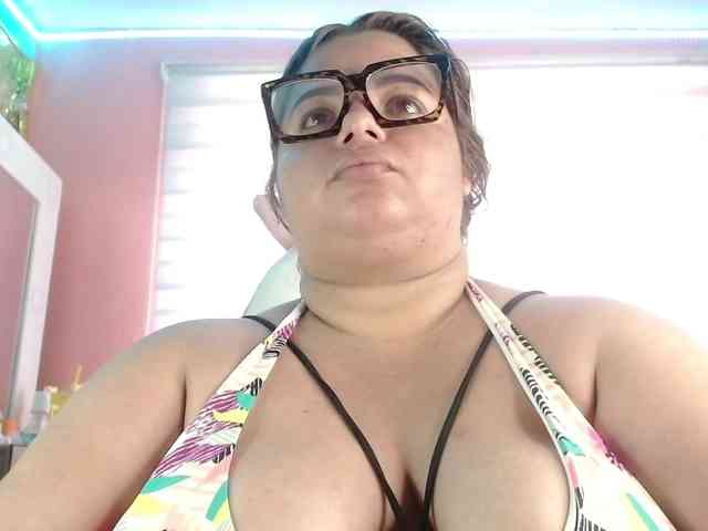 lexxy-bbw webcam