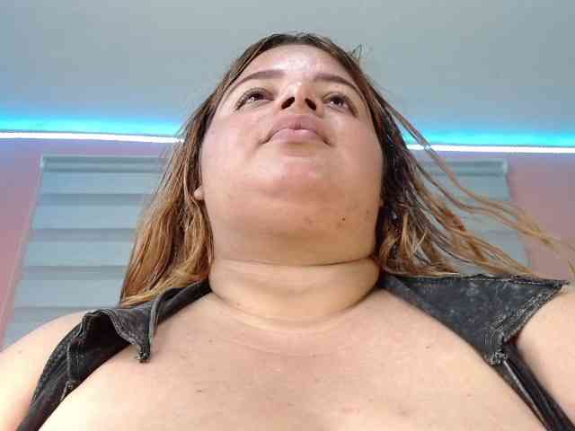 lexxy-bbw webcam