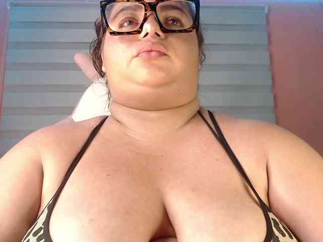 lexxy-bbw webcam