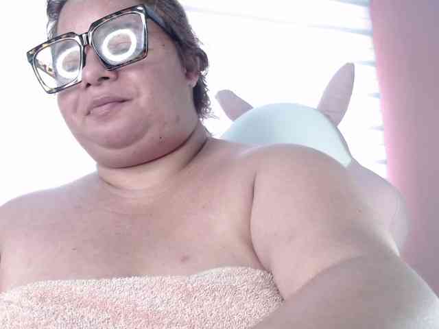 lexxy-bbw webcam
