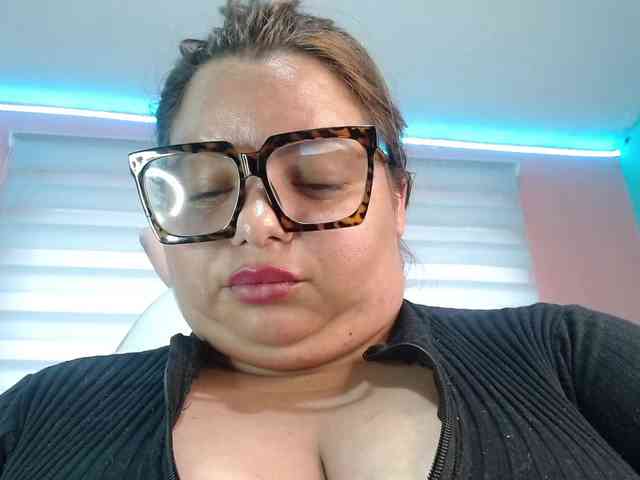 lexxy-bbw webcam