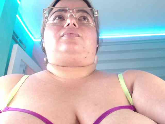 lexxy-bbw webcam