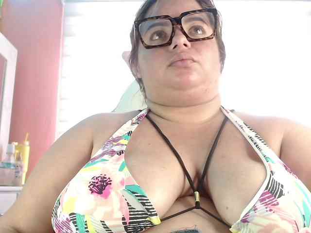 lexxy-bbw webcam