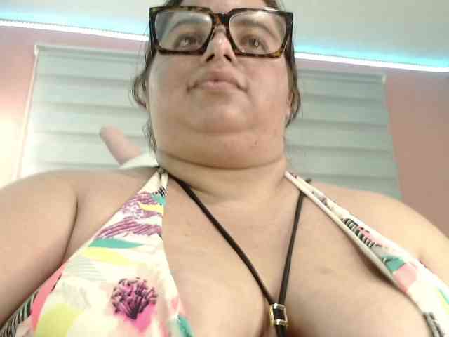 lexxy-bbw webcam