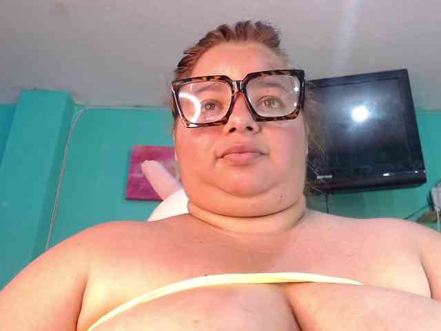 lexxy-bbw webcam
