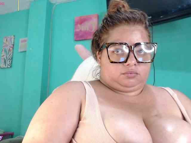 lexxy-bbw webcam