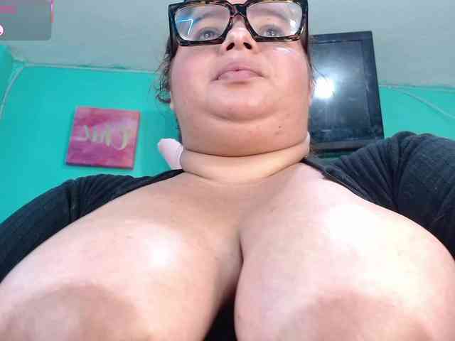 lexxy-bbw webcam