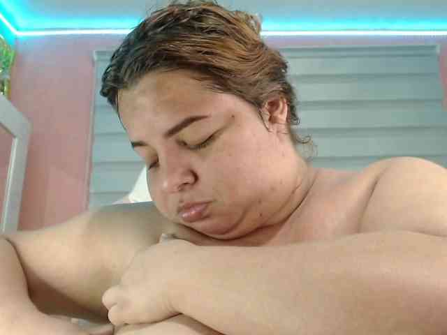 lexxy-bbw webcam