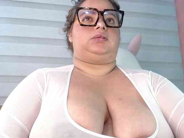lexxy-bbw webcam