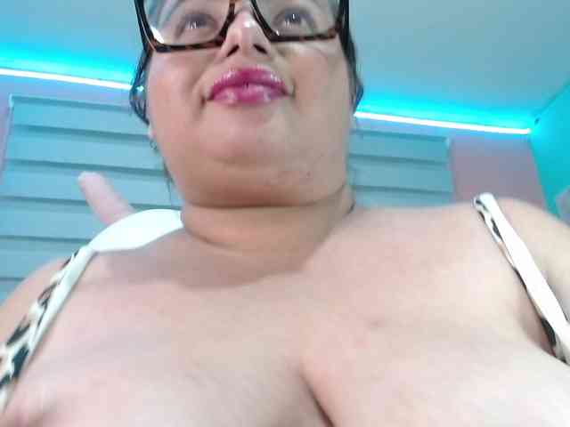 lexxy-bbw webcam