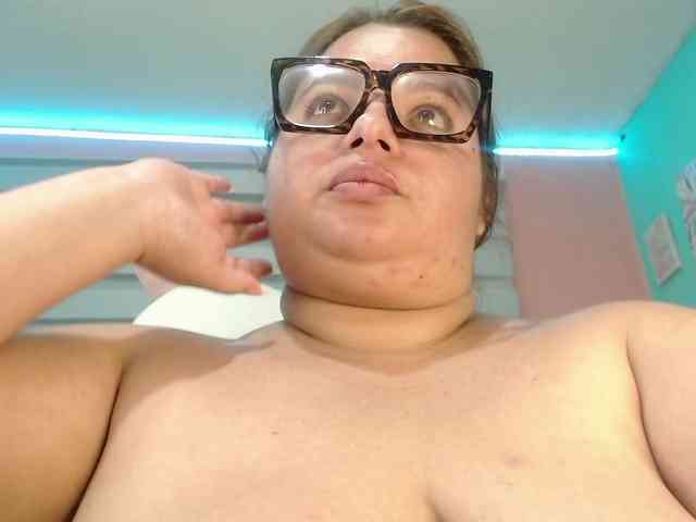 lexxy-bbw webcam
