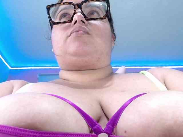 lexxy-bbw webcam