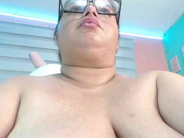 lexxy-bbw webcam