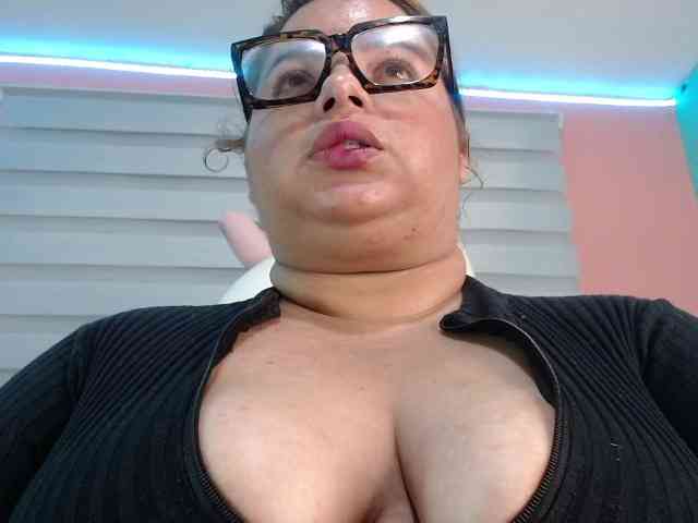 lexxy-bbw webcam