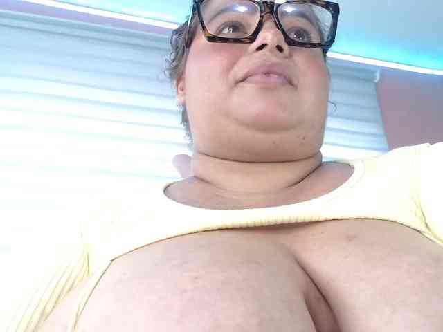 lexxy-bbw webcam