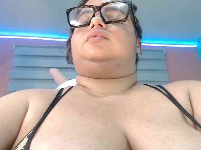 lexxy-bbw webcam