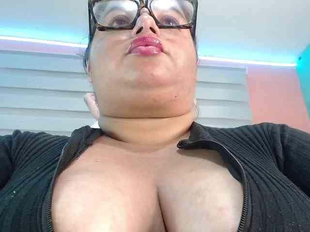 lexxy-bbw webcam
