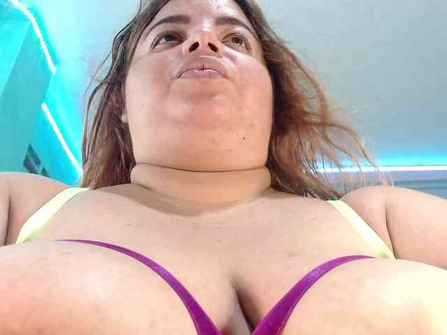 lexxy-bbw webcam
