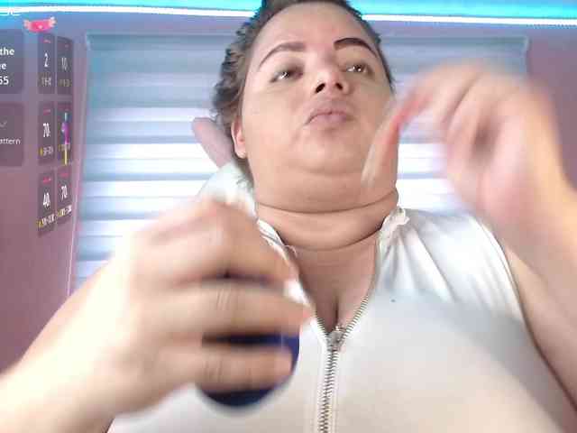 lexxy-bbw webcam