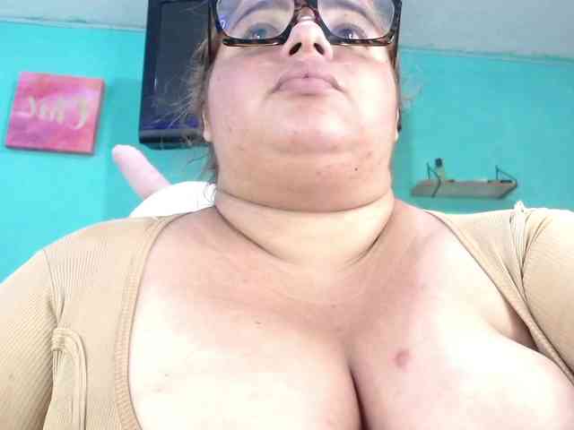 lexxy-bbw