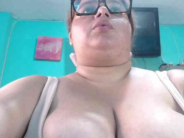 lexxy-bbw webcam