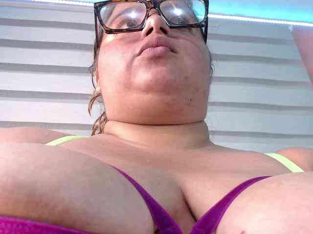 lexxy-bbw webcam
