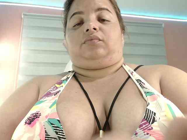 lexxy-bbw webcam