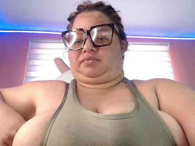 lexxy-bbw webcam