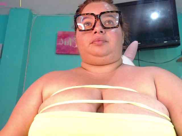 lexxy-bbw webcam