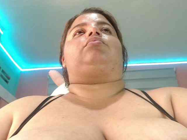 lexxy-bbw webcam