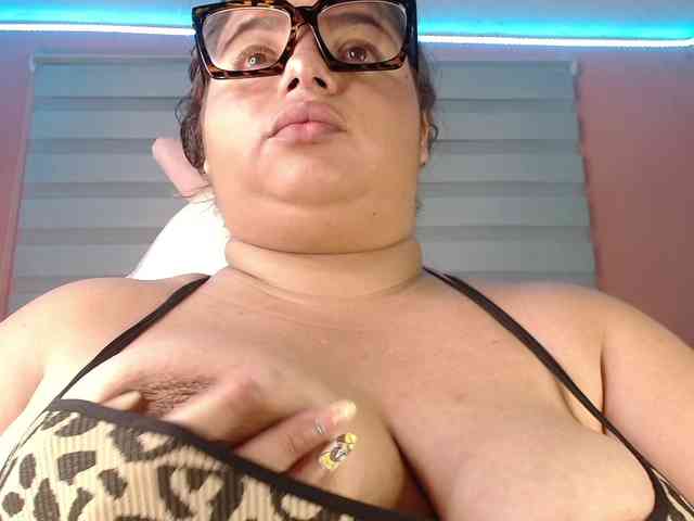 lexxy-bbw webcam