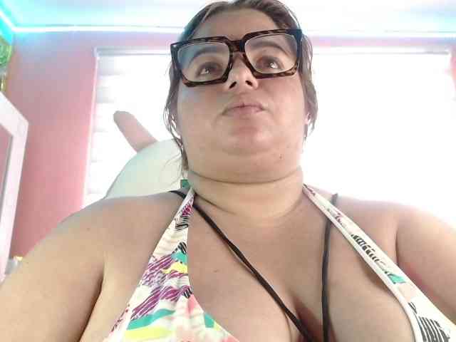 lexxy-bbw webcam