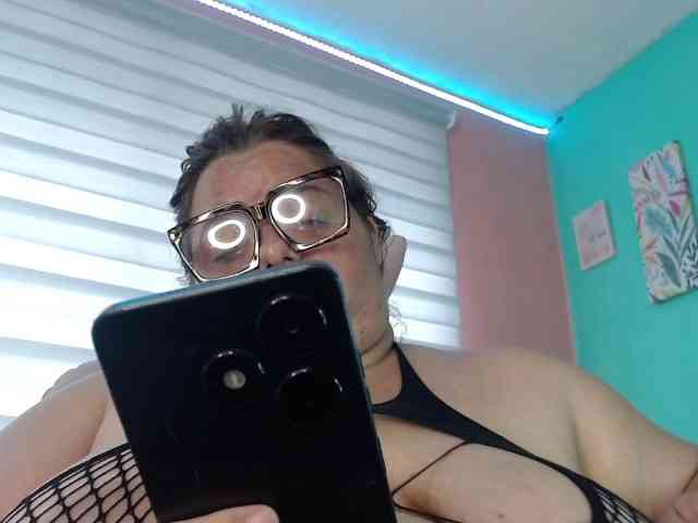 lexxy-bbw webcam