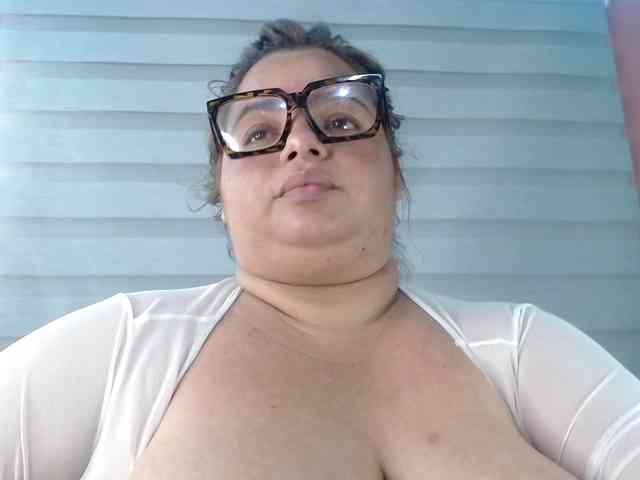 lexxy-bbw webcam