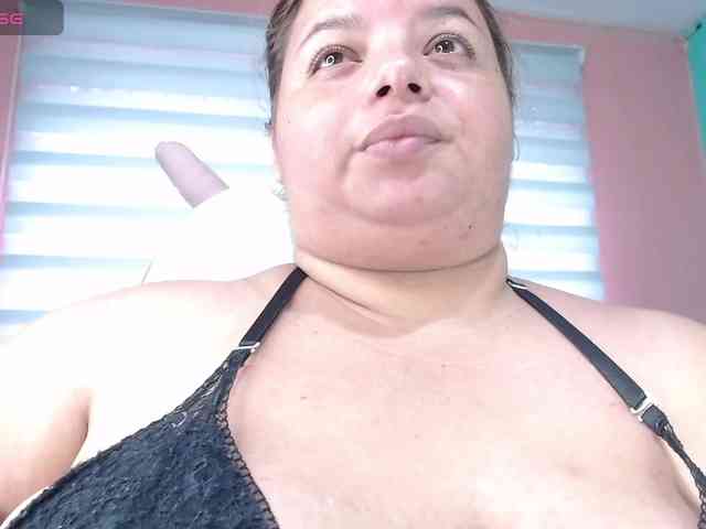lexxy-bbw webcam