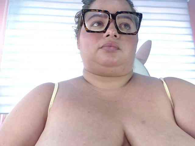 lexxy-bbw webcam